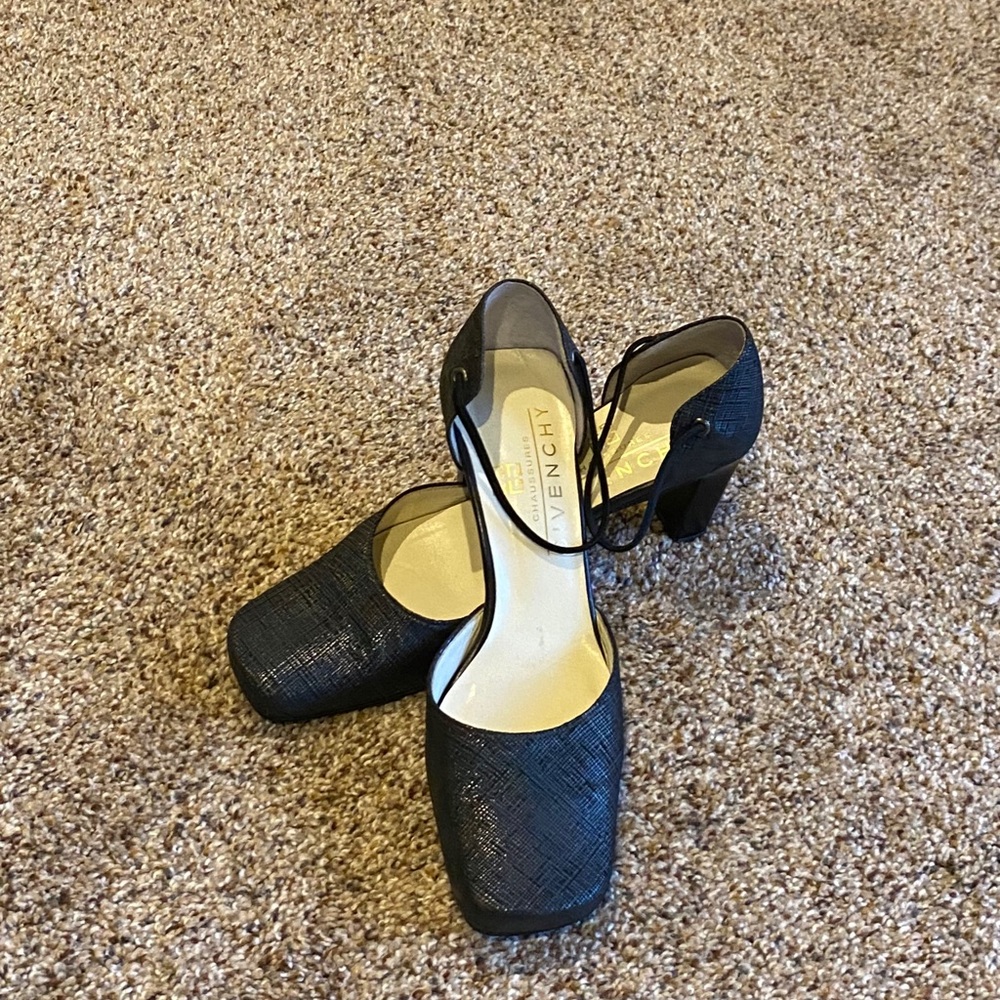 Authentic Givenchy Heels!!!!🔥🔥